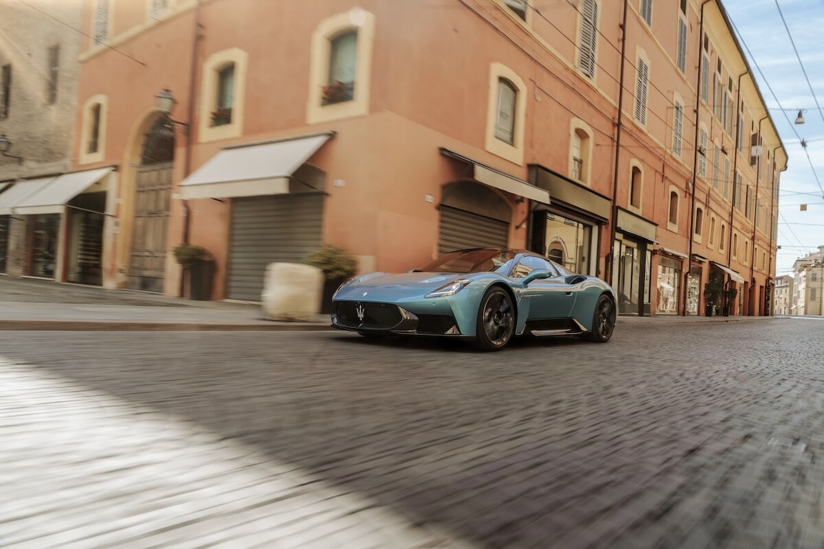 Maserati MCPura e MCPura Cielo su strada