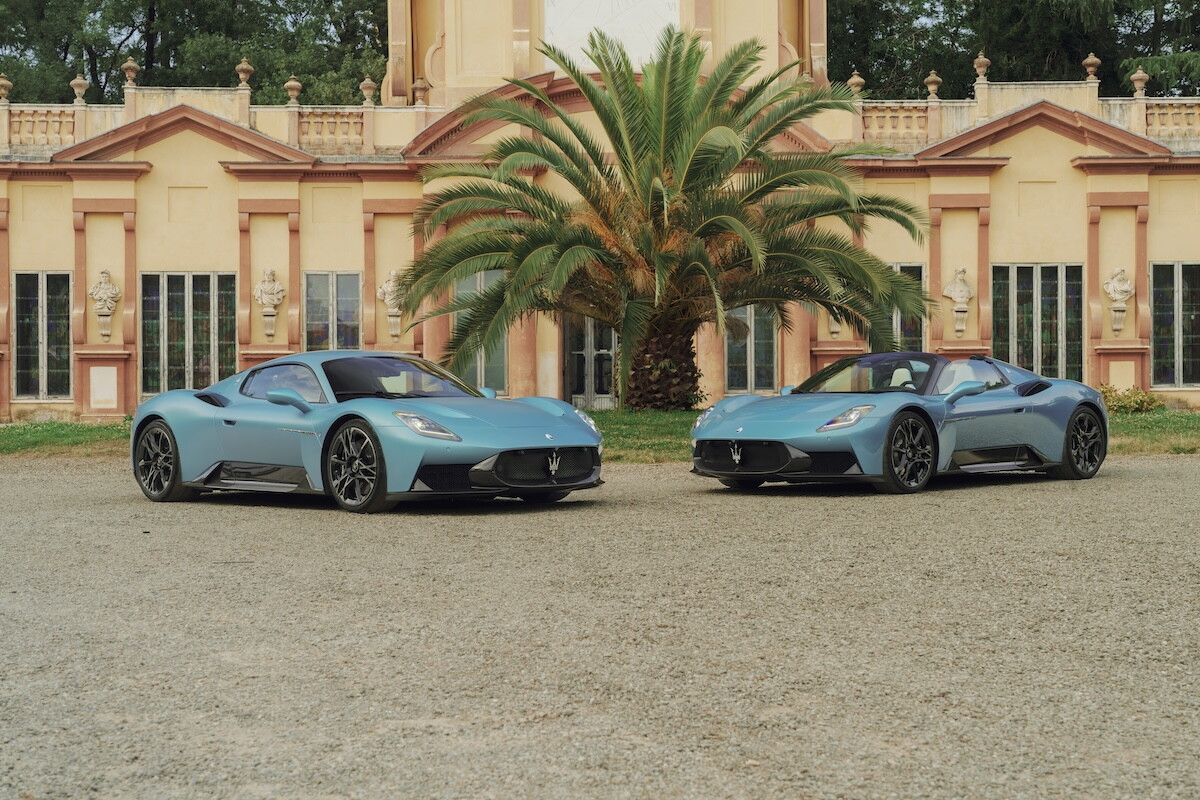 Maserati MCPura e MCPura Cielo su strada