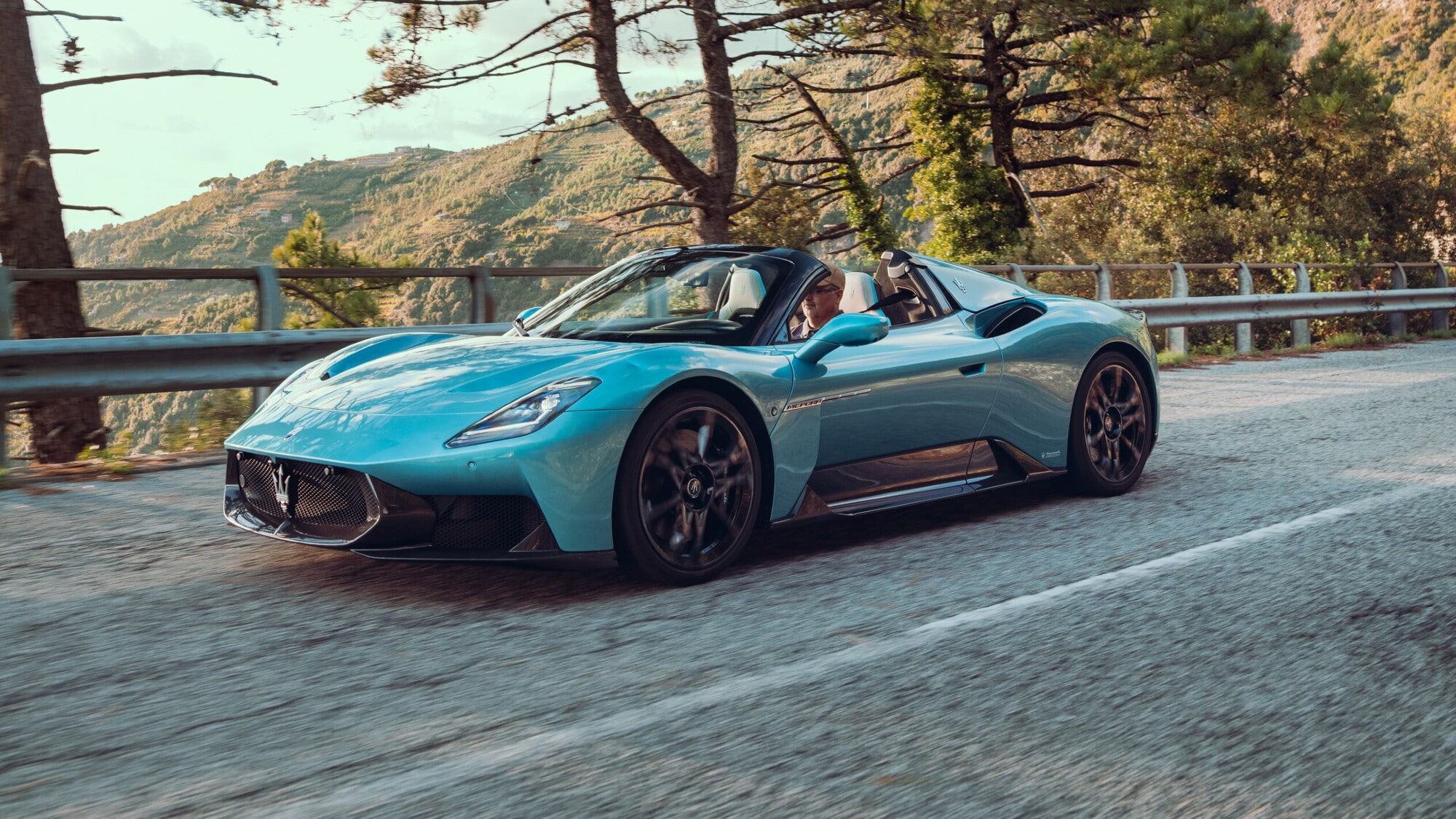 Maserati MCPURA, ritorno all'essenza con grande classe