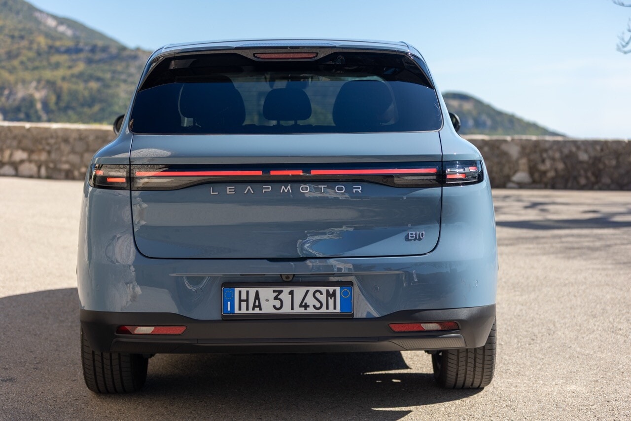 Leapmotor B10, il Suv dal prezzo speciale su strada