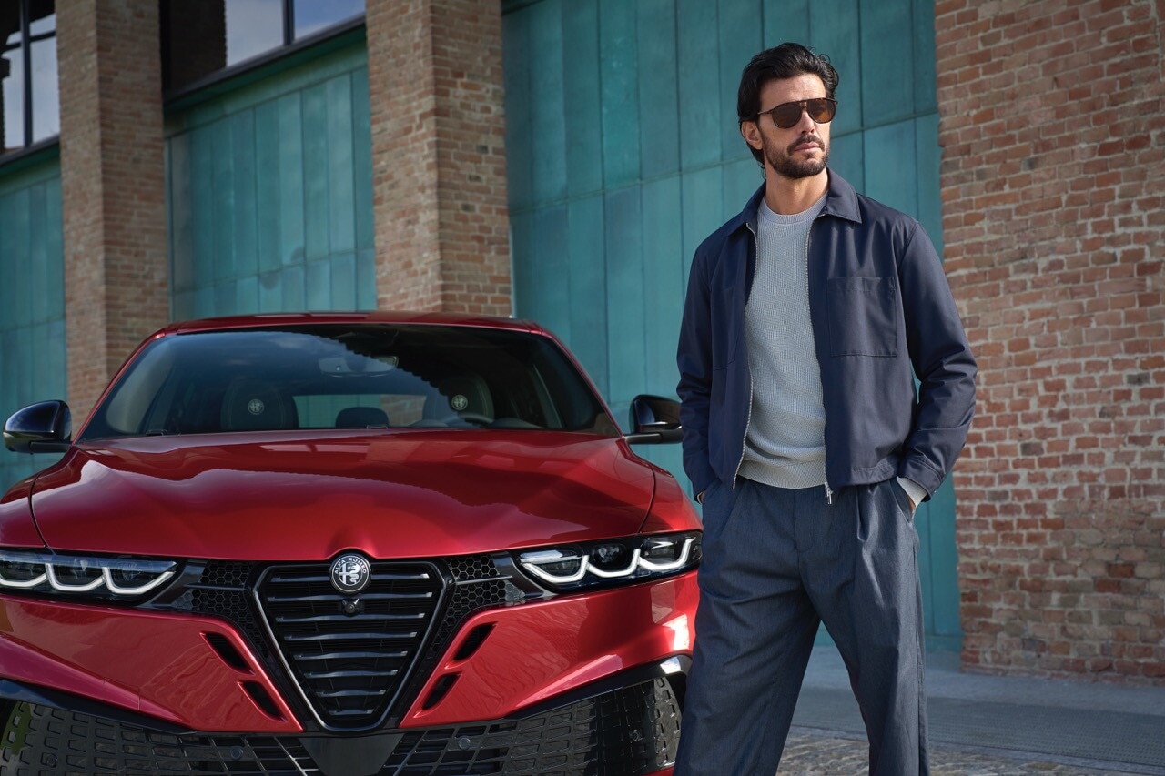 Alfa Romeo Tonale restyling cambia faccia