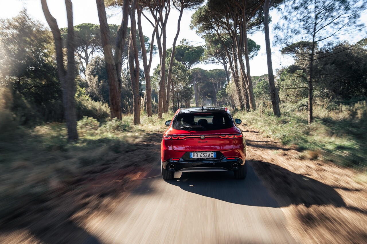Alfa Romeo Tonale facelift su strada