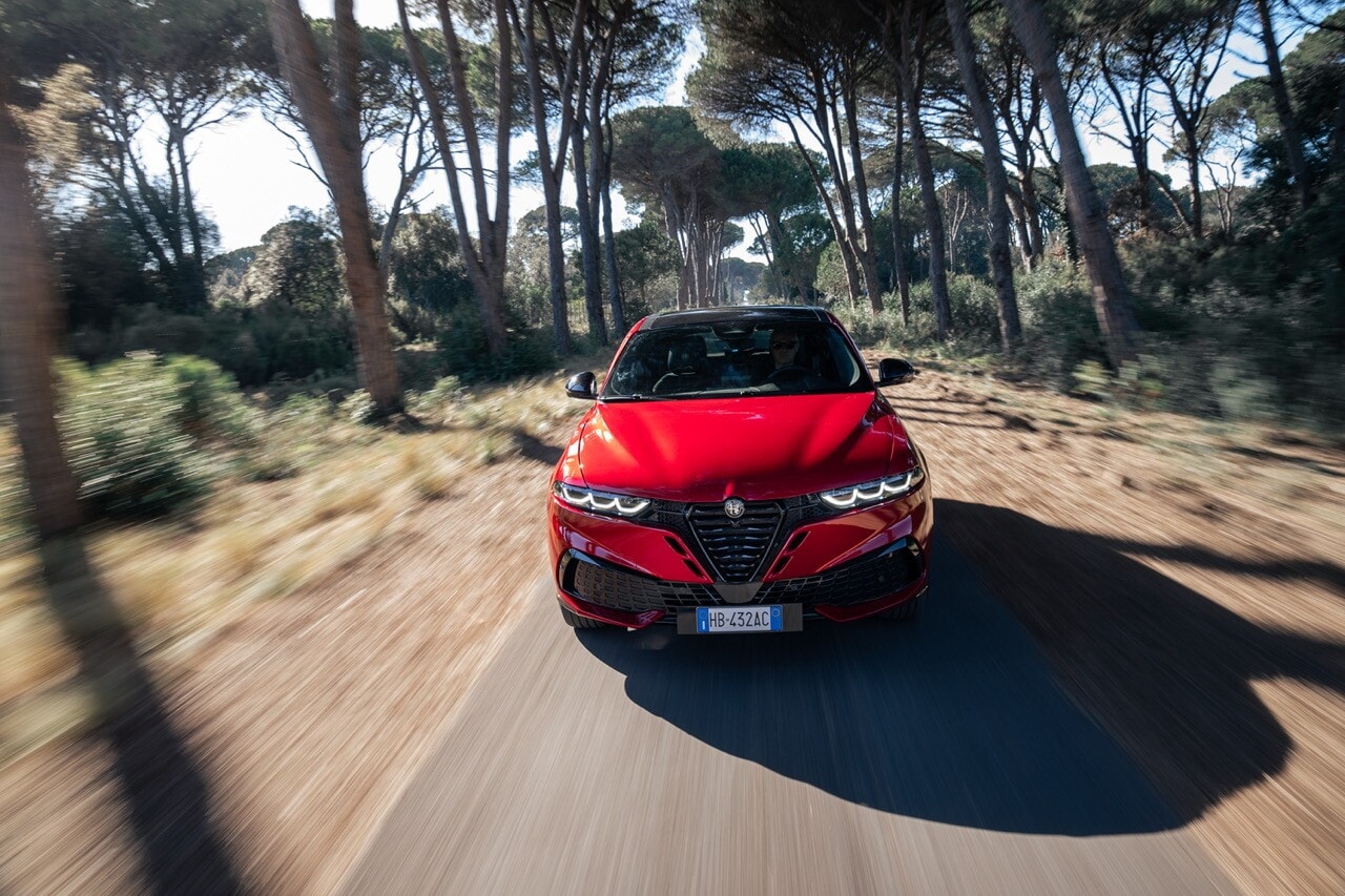 Alfa Romeo Tonale facelift su strada