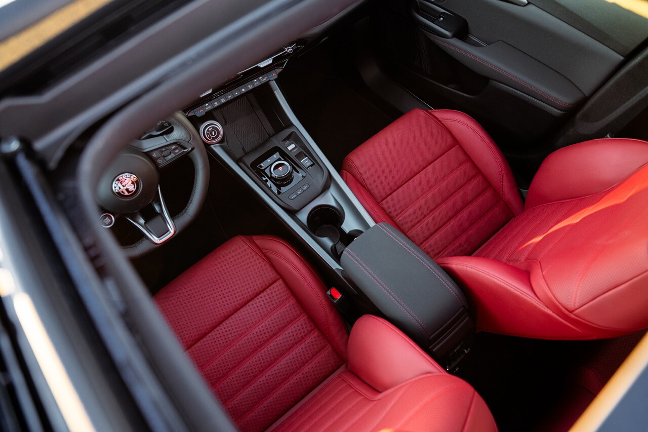 Alfa Romeo Tonale facelift su strada