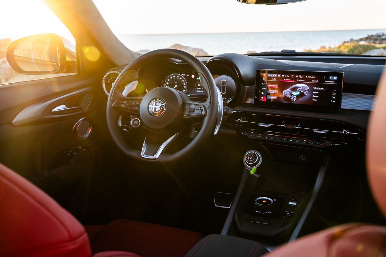 Alfa Romeo Tonale facelift su strada