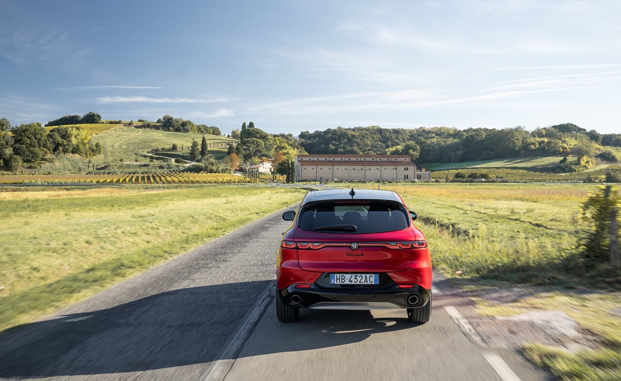 Alfa Romeo Tonale facelift su strada