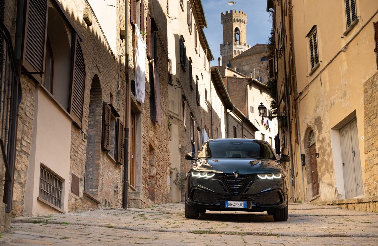 Alfa Romeo Tonale facelift su strada