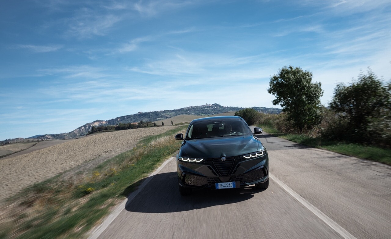 Alfa Romeo Tonale facelift su strada