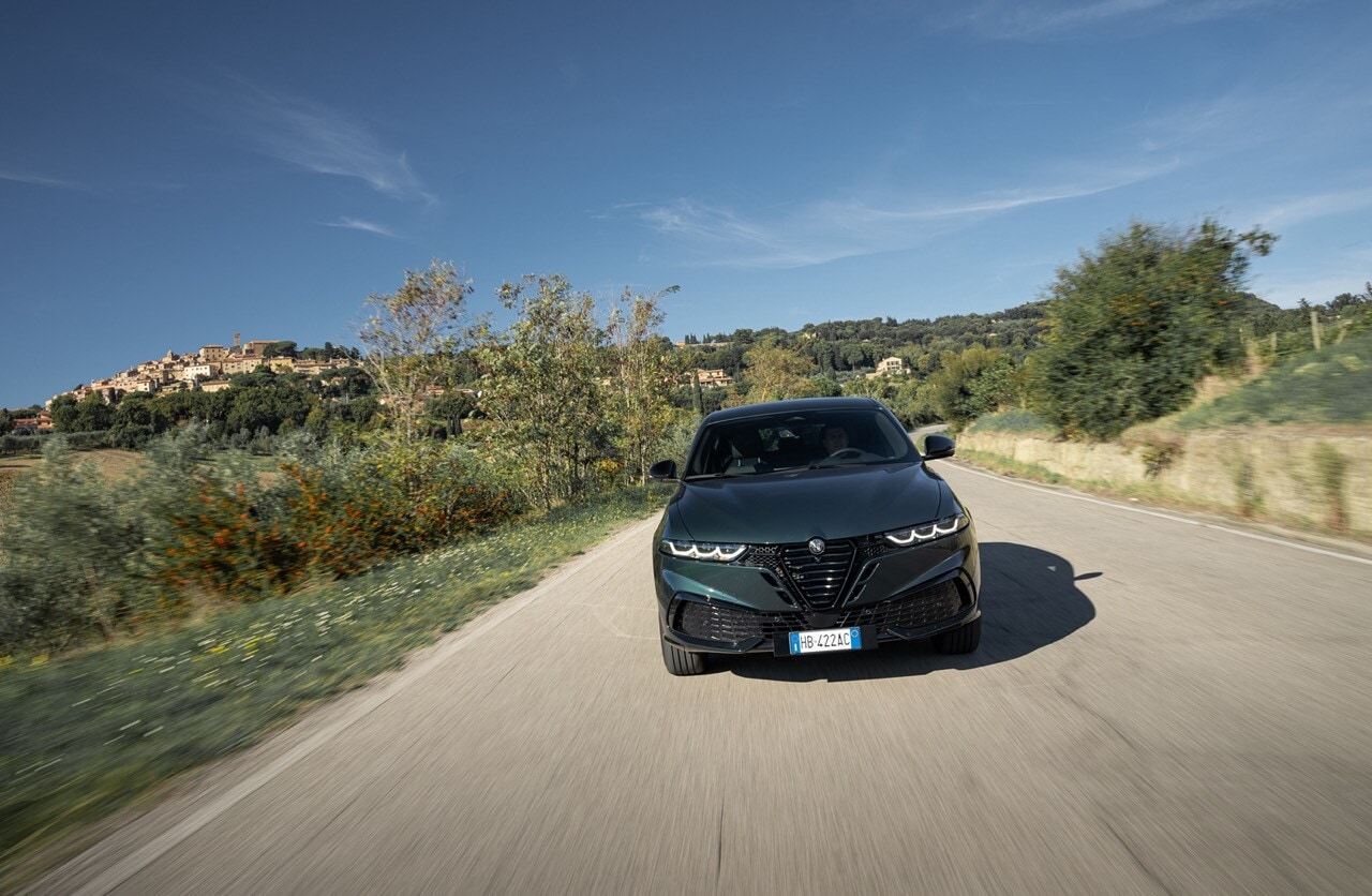 Alfa Romeo Tonale facelift su strada