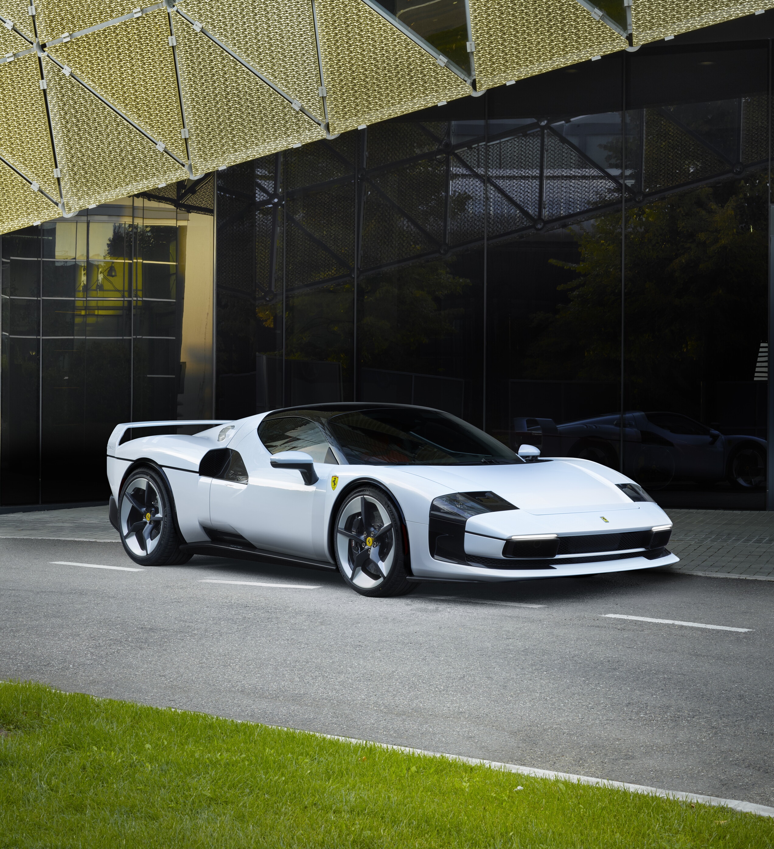 Ferrari SC40