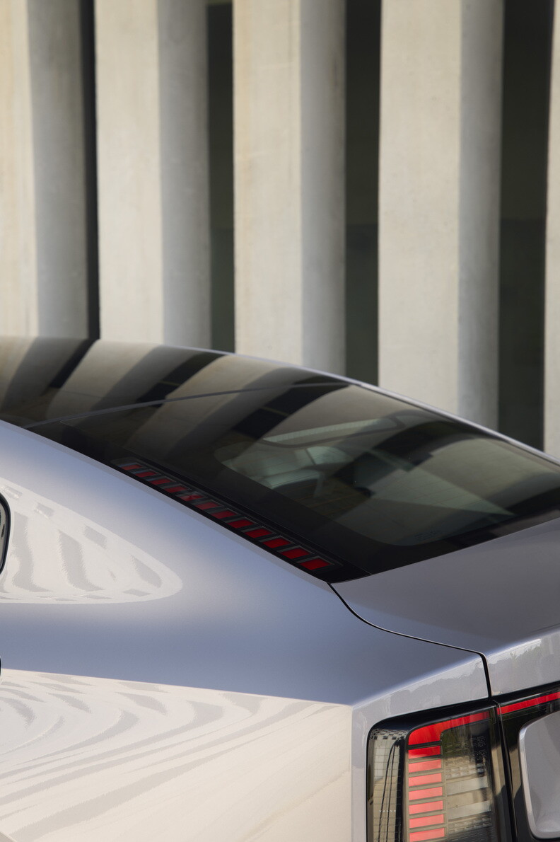 Volvo ES90 2025