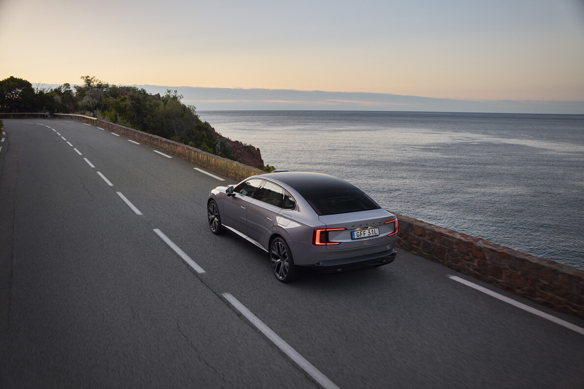 Volvo ES90 2025