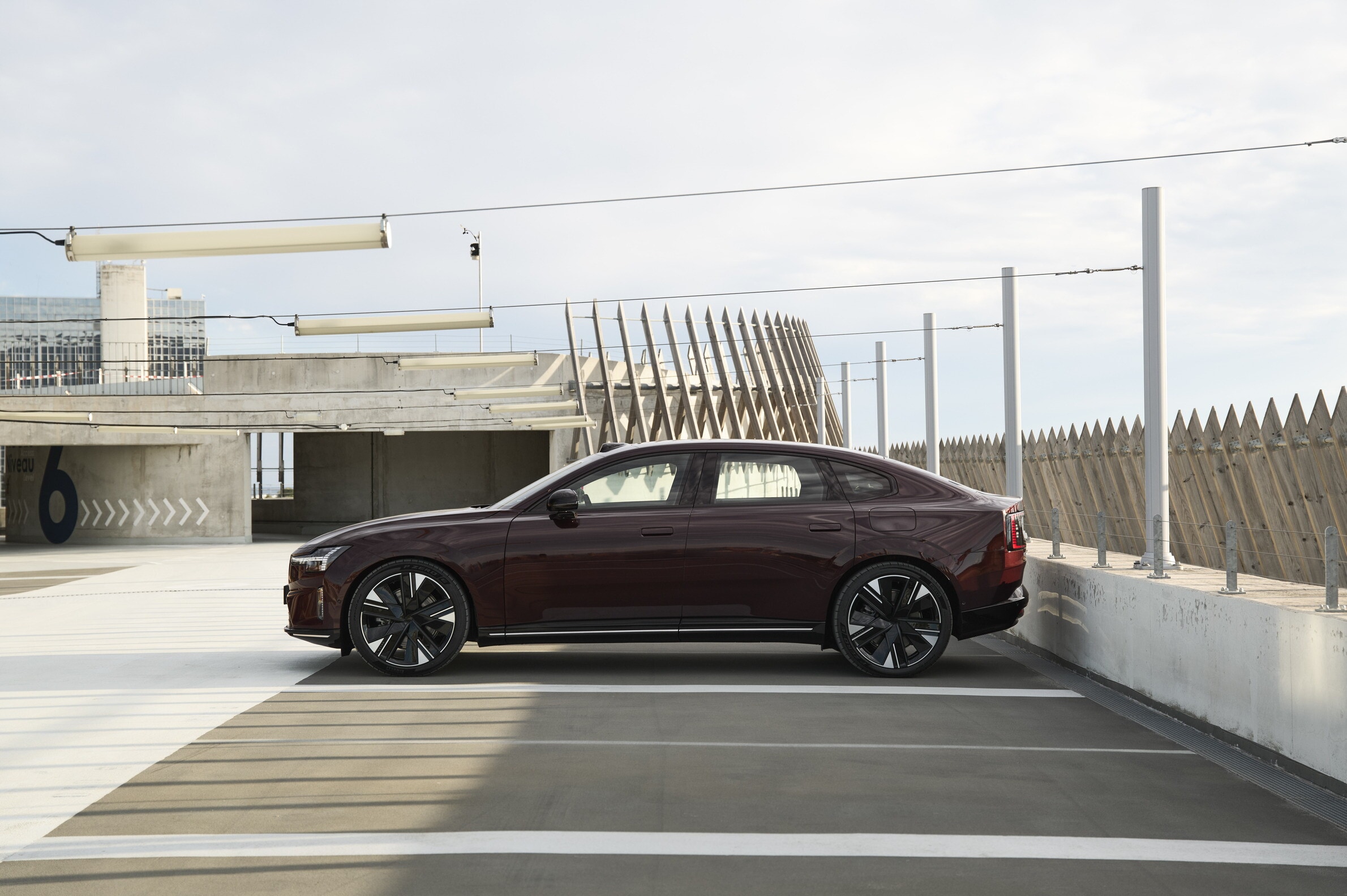 Volvo ES90 2025