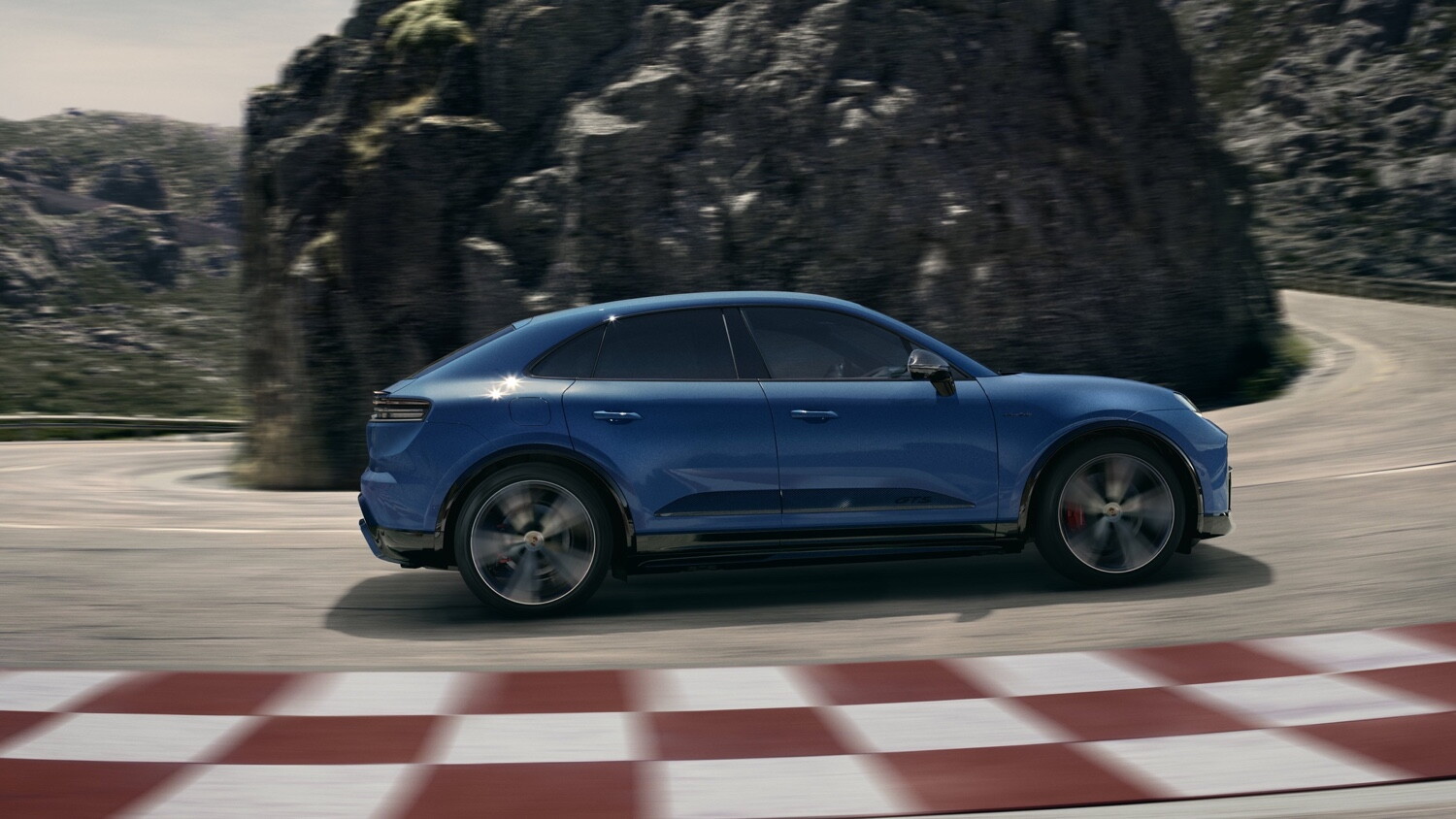 Porsche Macan GTS elettrica