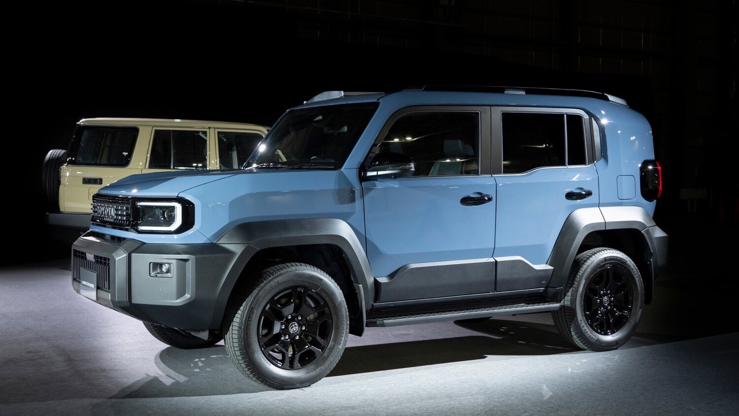 Toyota Land Cruiser FJ 2026
