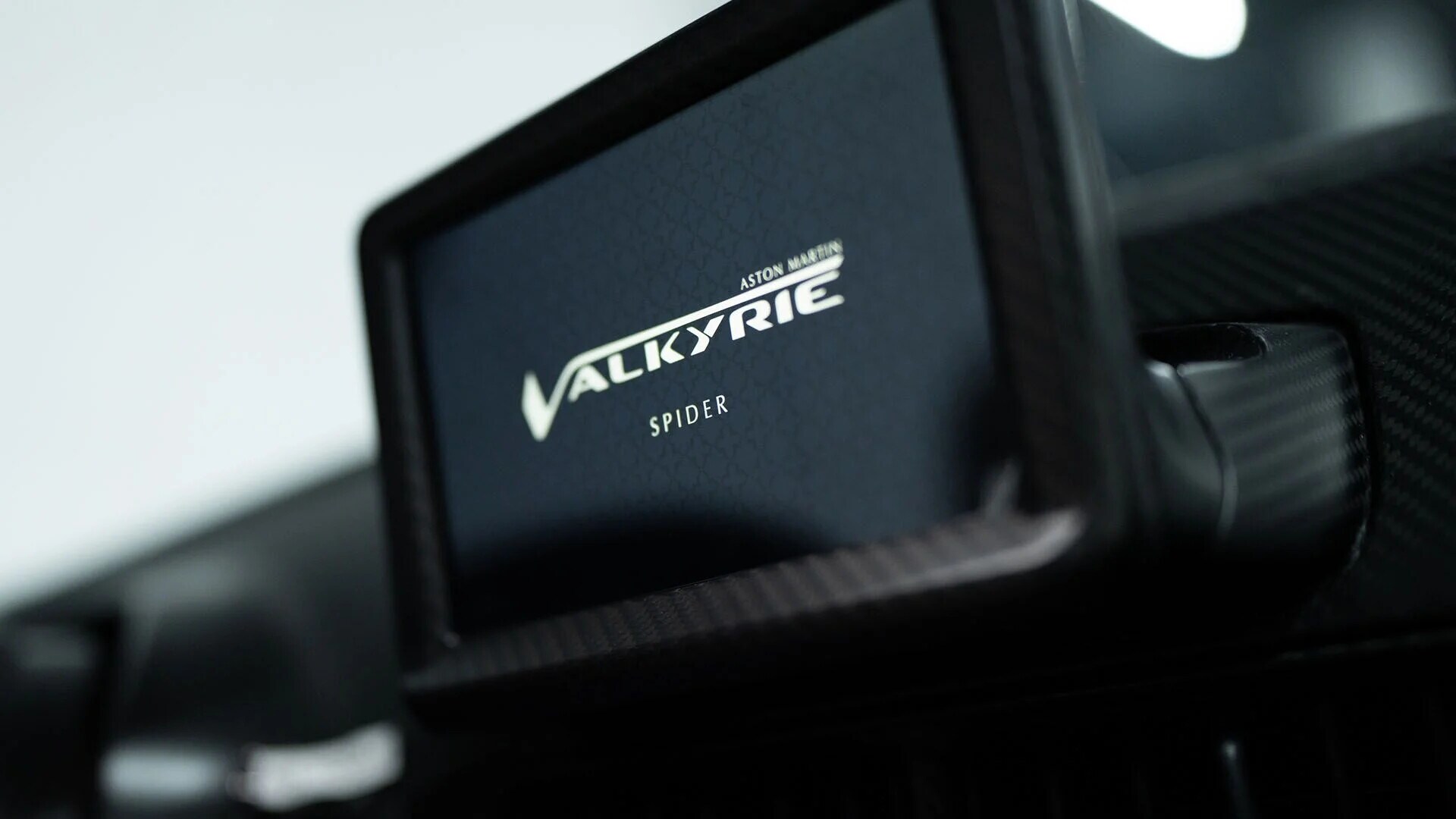 La Aston Martin Valkyrie Spider numero 39 è in vendita