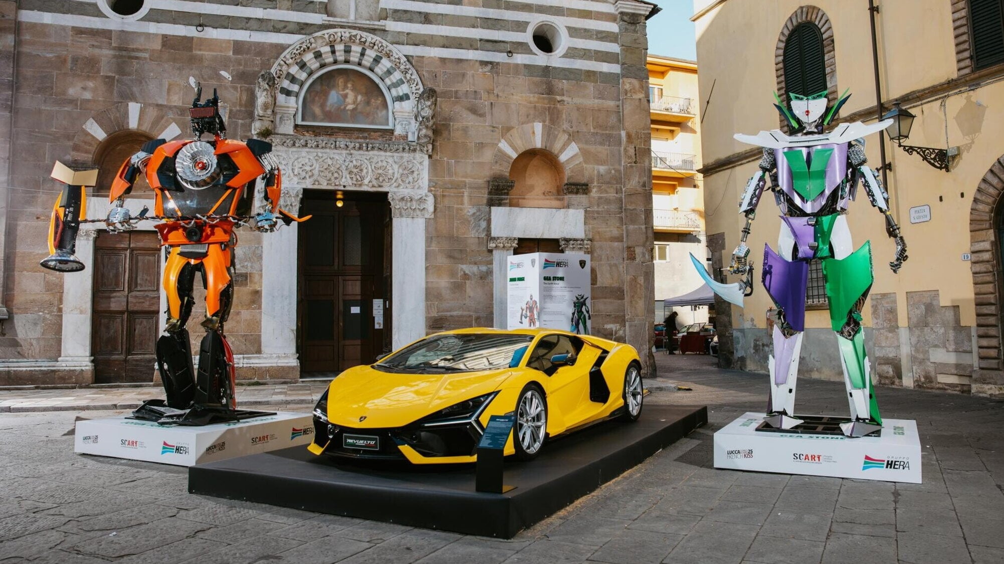 Lamborghini protagonista a Lucca Comics & Games con Revuelto e 6 robot sostenibili