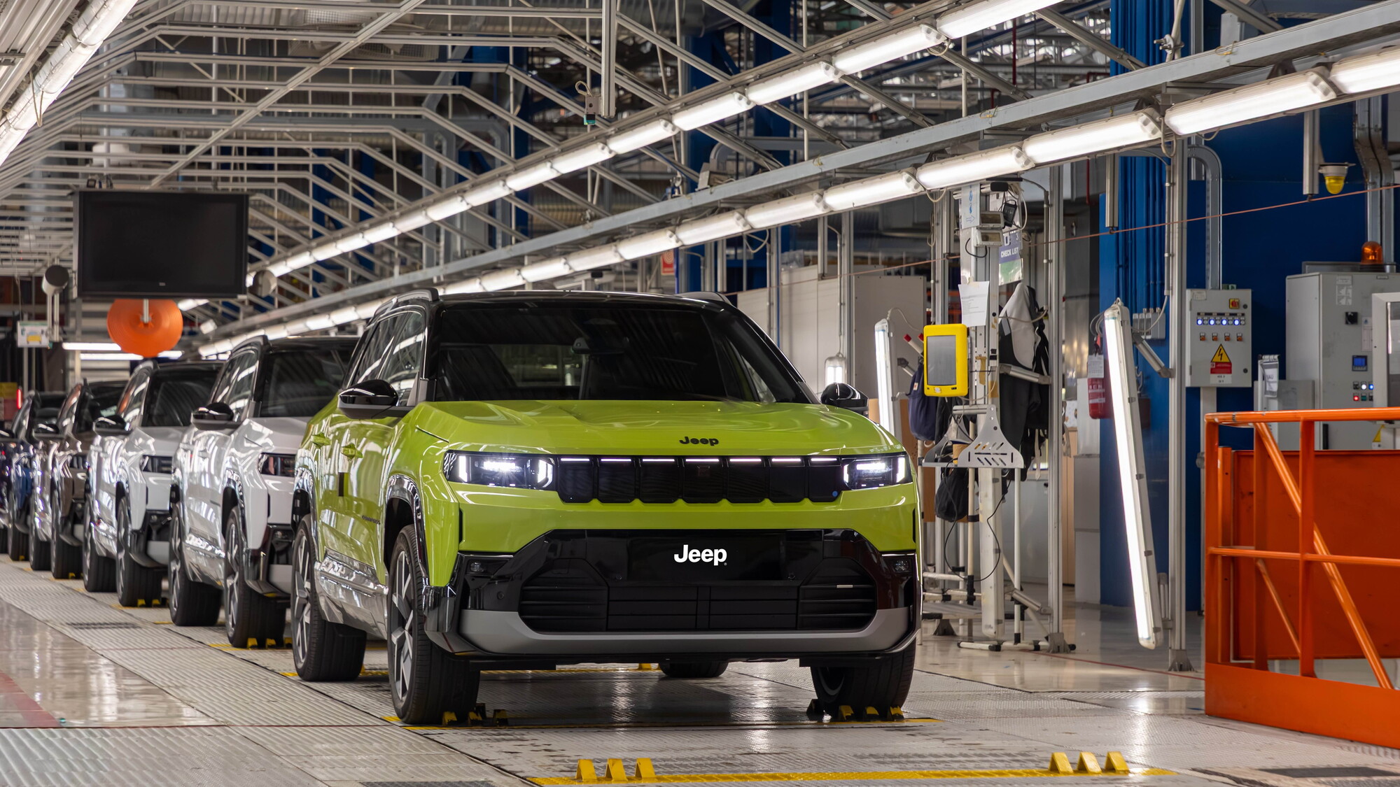 Jeep Compass, parte da Melfi ed è tutta italiana