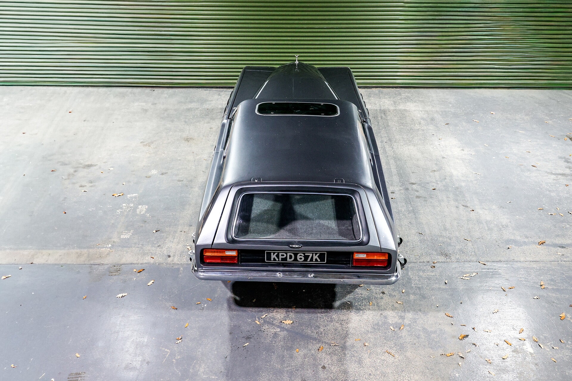 Le foto di "The Beast", one-off con motore aeronautico Rolls-Royce Merlin