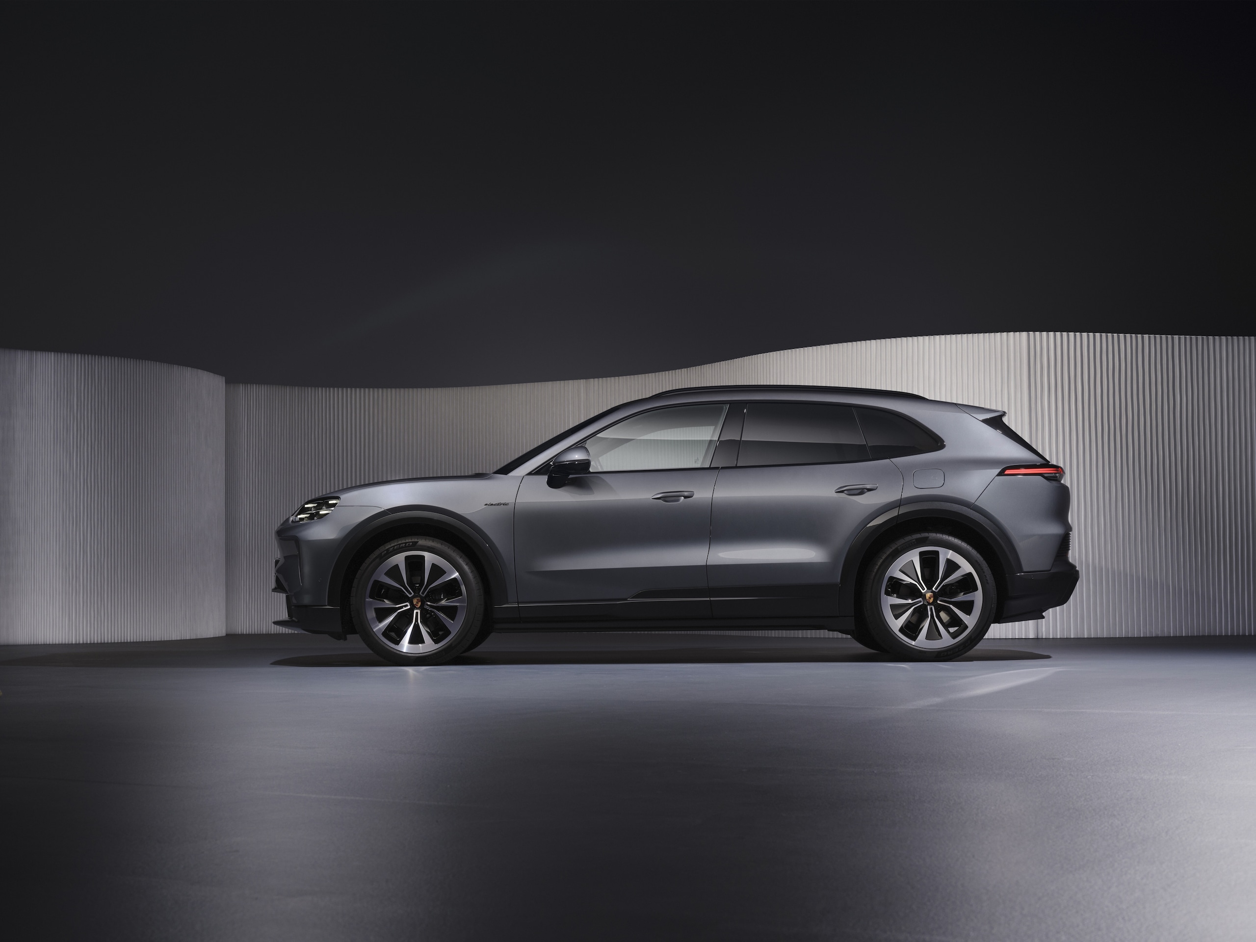 Porsche Cayenne Electric