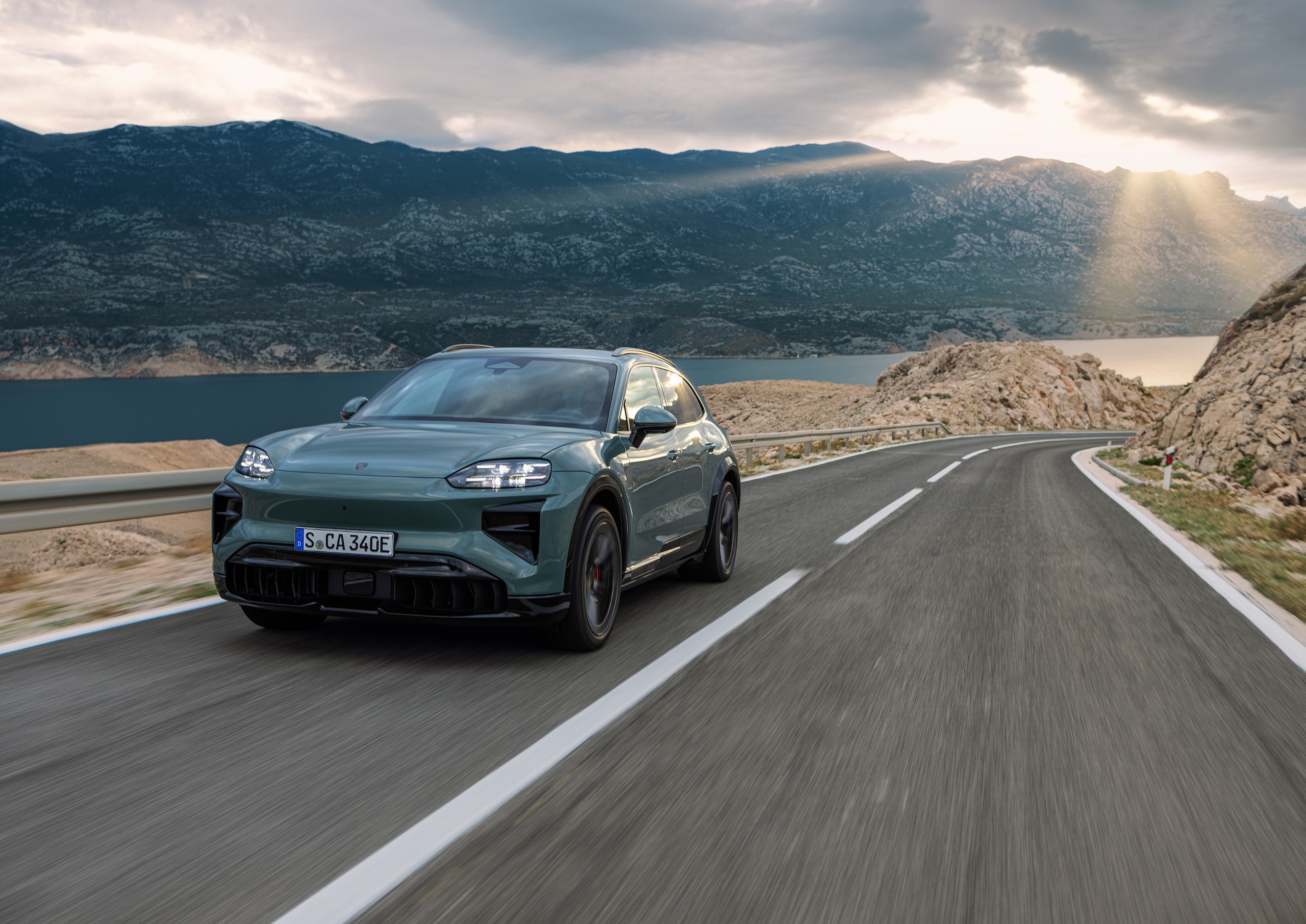 Porsche Cayenne Electric