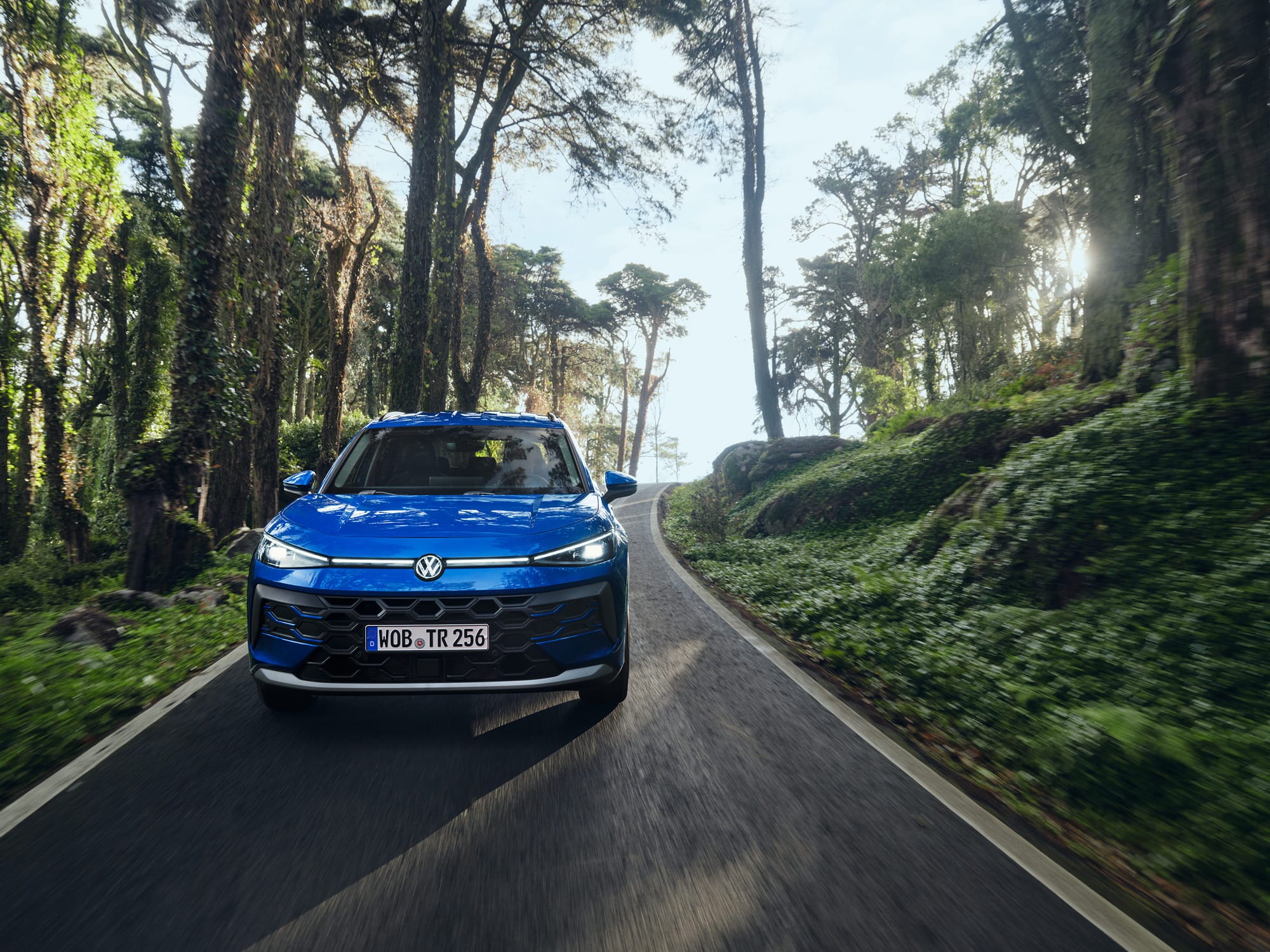 Nuovo Volkswagen T-Roc, le foto in azione