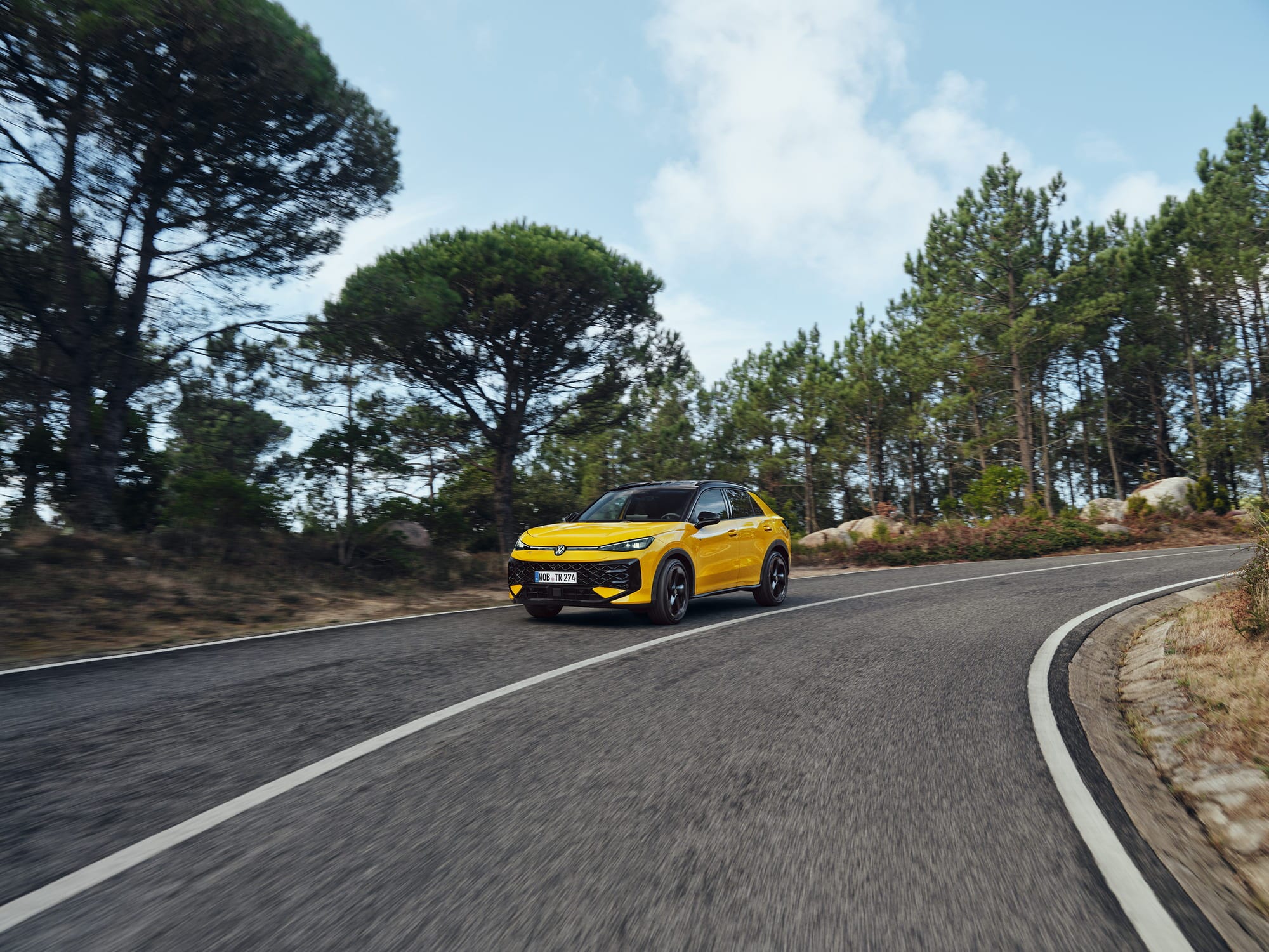 Nuovo Volkswagen T-Roc, le foto in azione