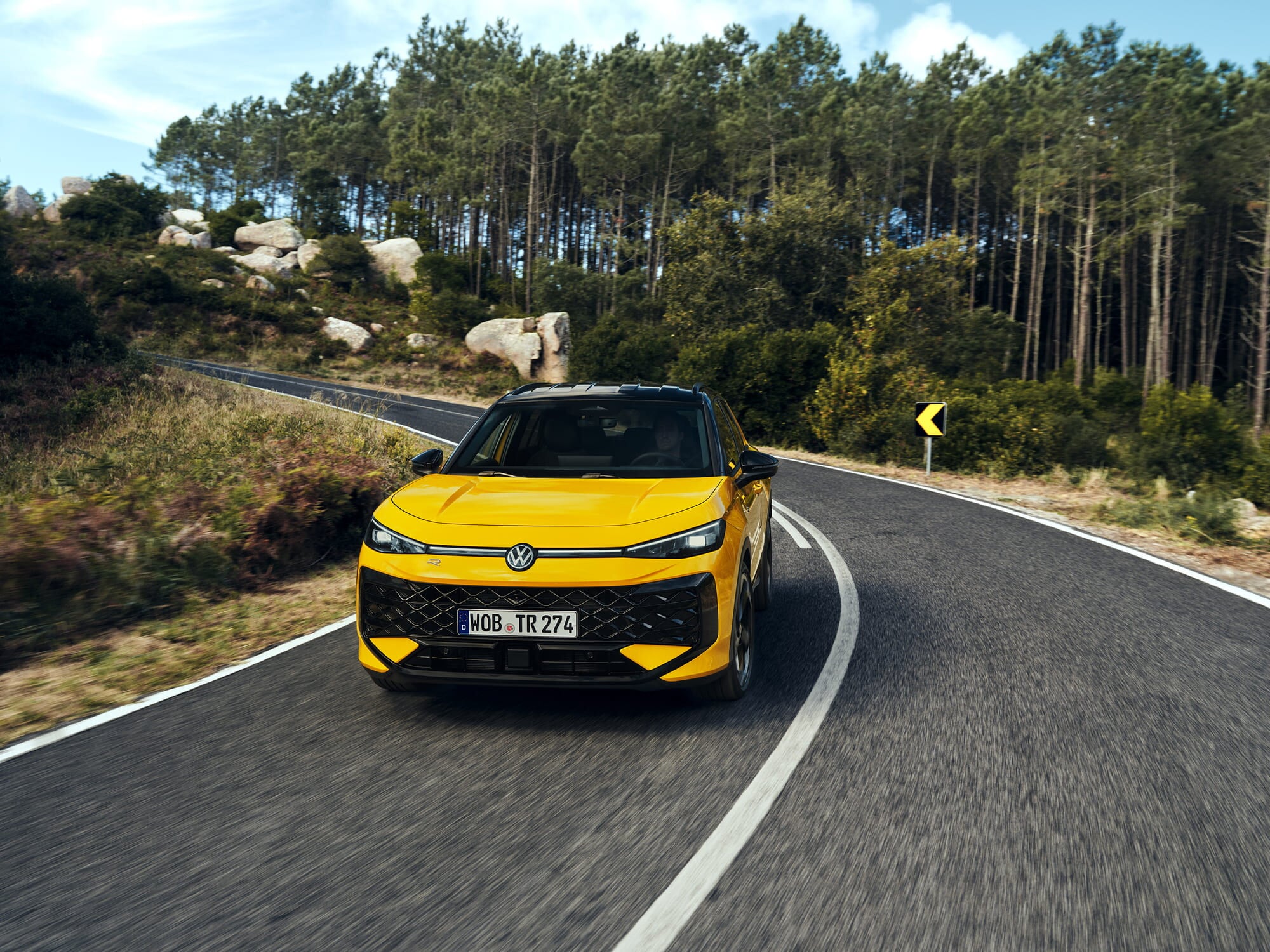 Nuovo Volkswagen T-Roc, le foto in azione