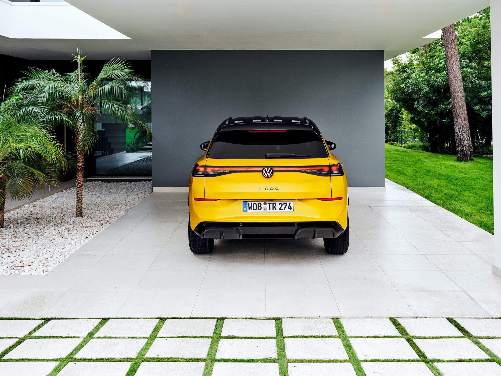 Nuovo Volkswagen T-Roc, le foto in azione