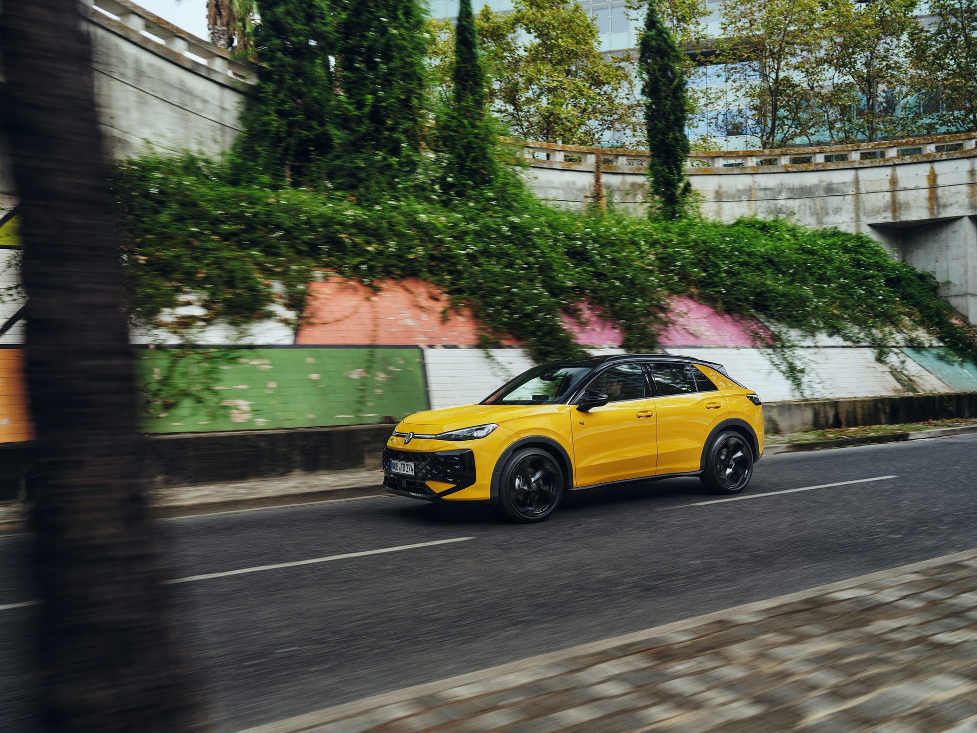 Nuovo Volkswagen T-Roc, le foto in azione