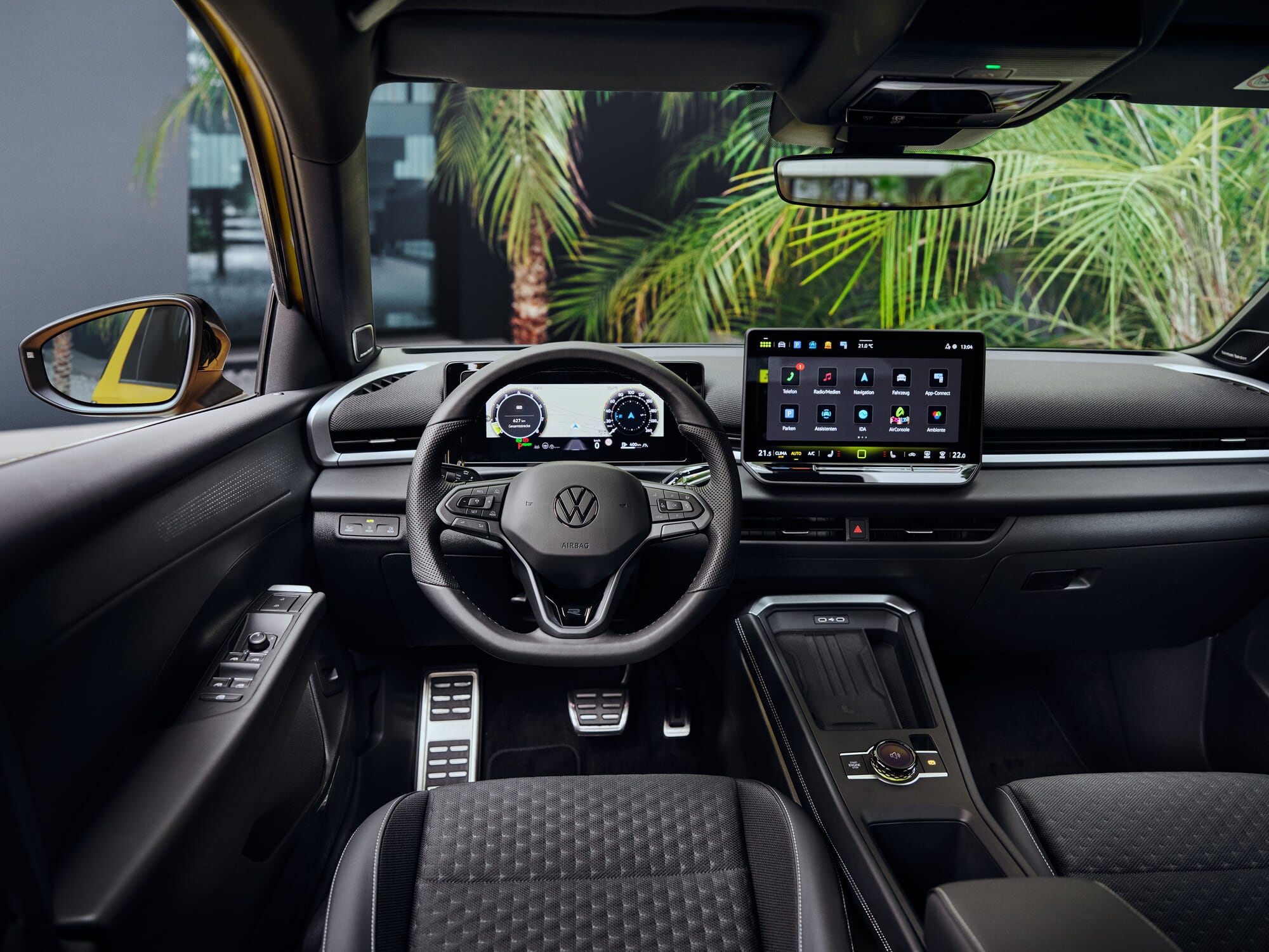 Nuovo Volkswagen T-Roc, le foto in azione