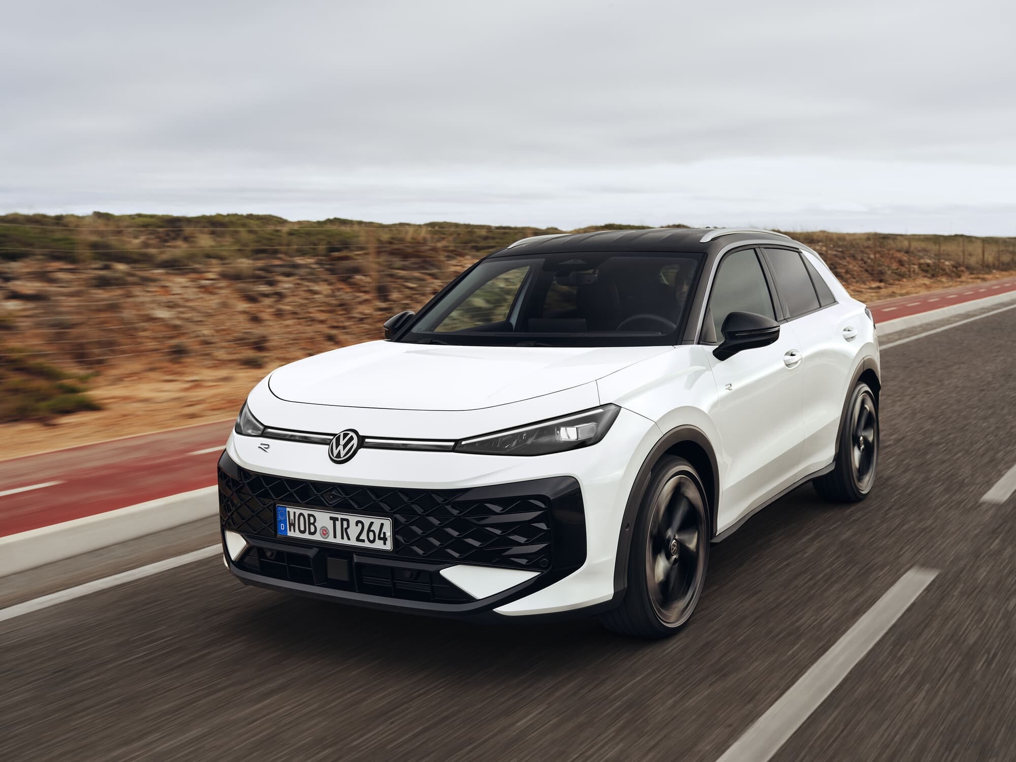 Nuovo Volkswagen T-Roc, le foto in azione