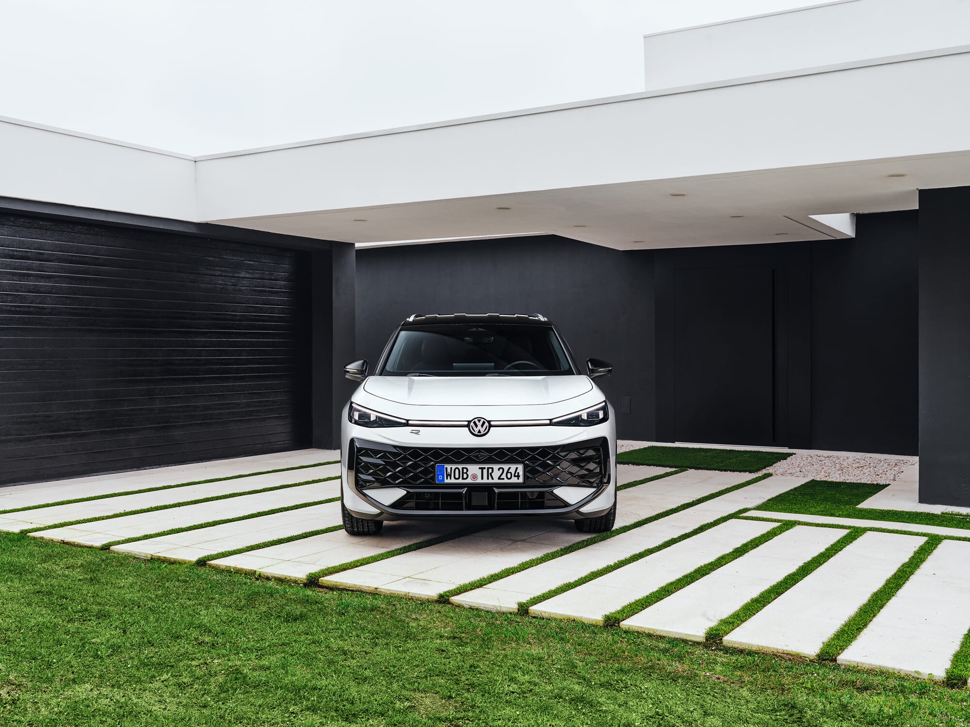 Nuovo Volkswagen T-Roc, le foto in azione