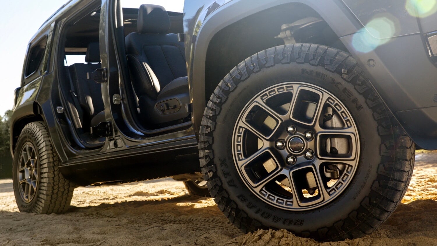 Jeep Recon, fuoristrada vero (ed elettrico)