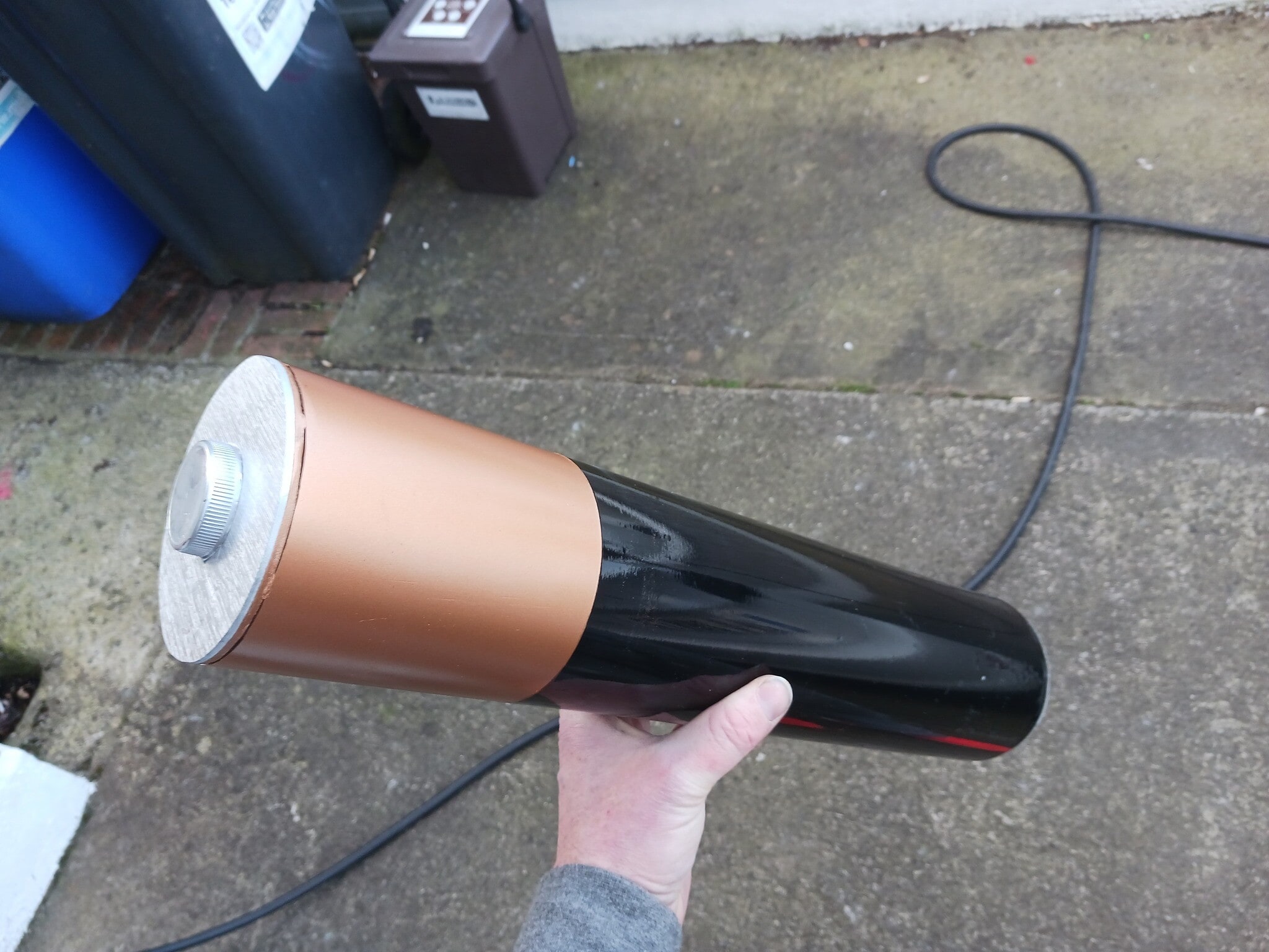 La curiosa Tesla Model 3 con batterie Duracell