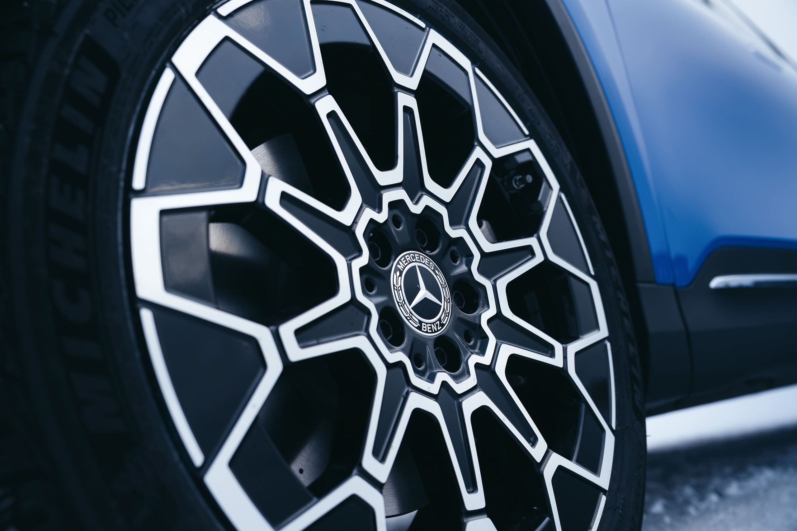 Mercedes GLB 2026, le foto