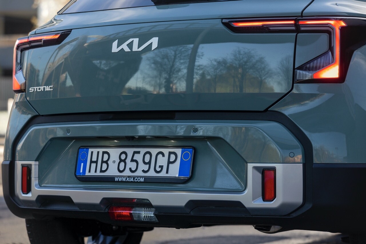 Kia Stonic 2026 su strada