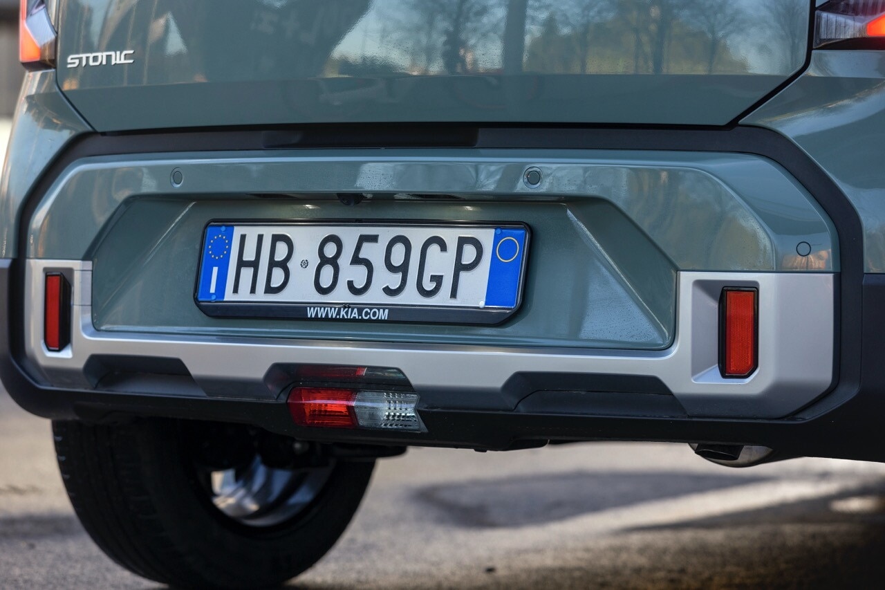 Kia Stonic 2026 su strada