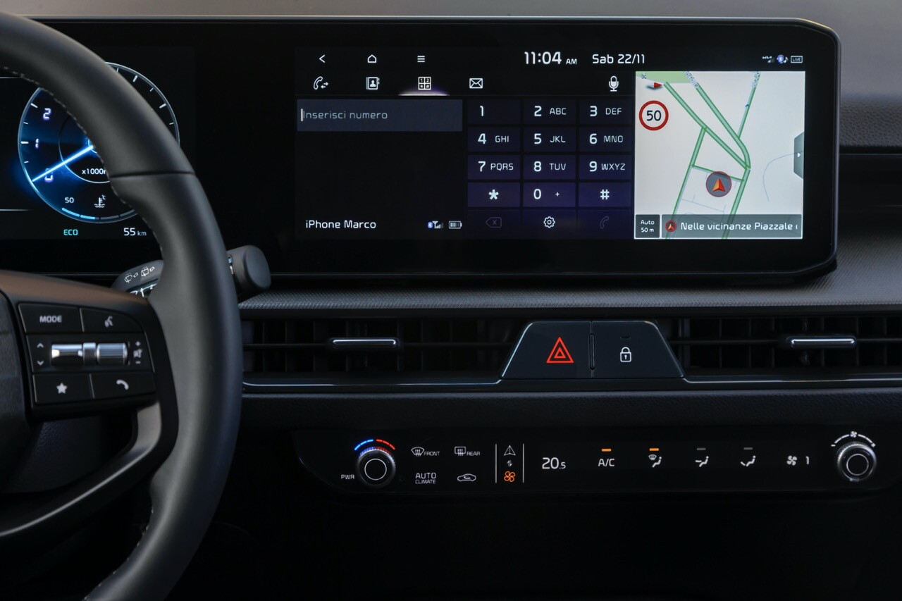 Kia Stonic 2026 su strada