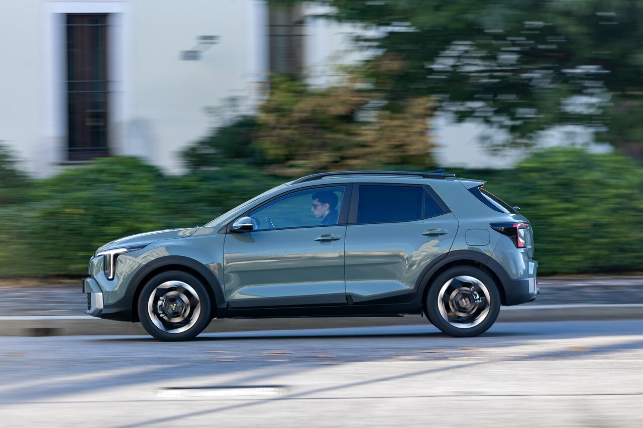 Kia Stonic 2026 su strada