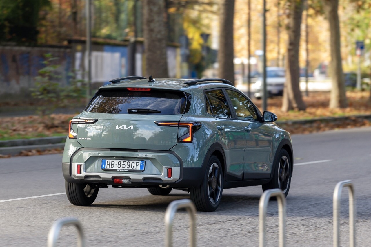 Kia Stonic 2026 su strada