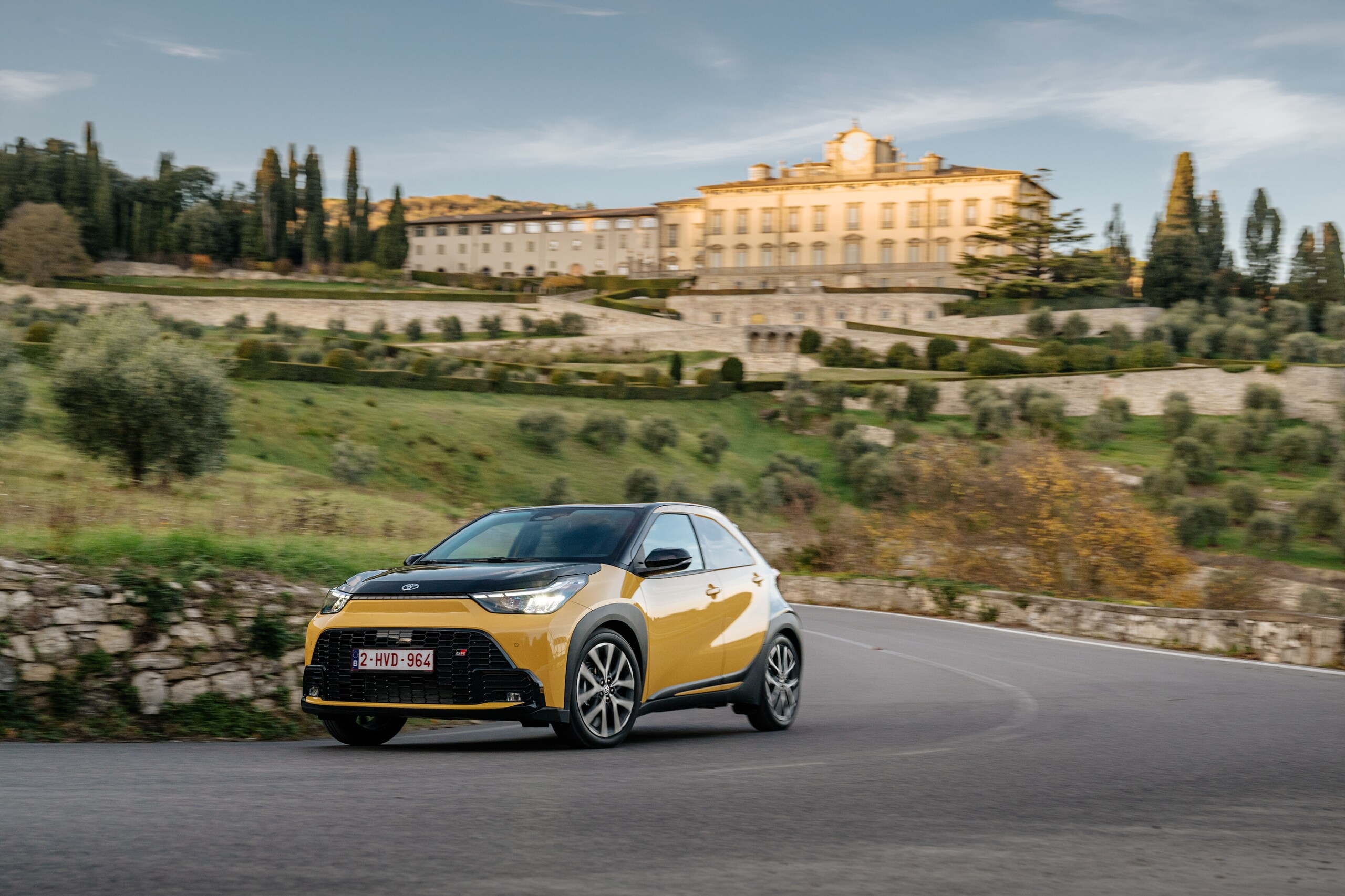 Toyota Aygo X Hybrid, la prima citycar full hybrid