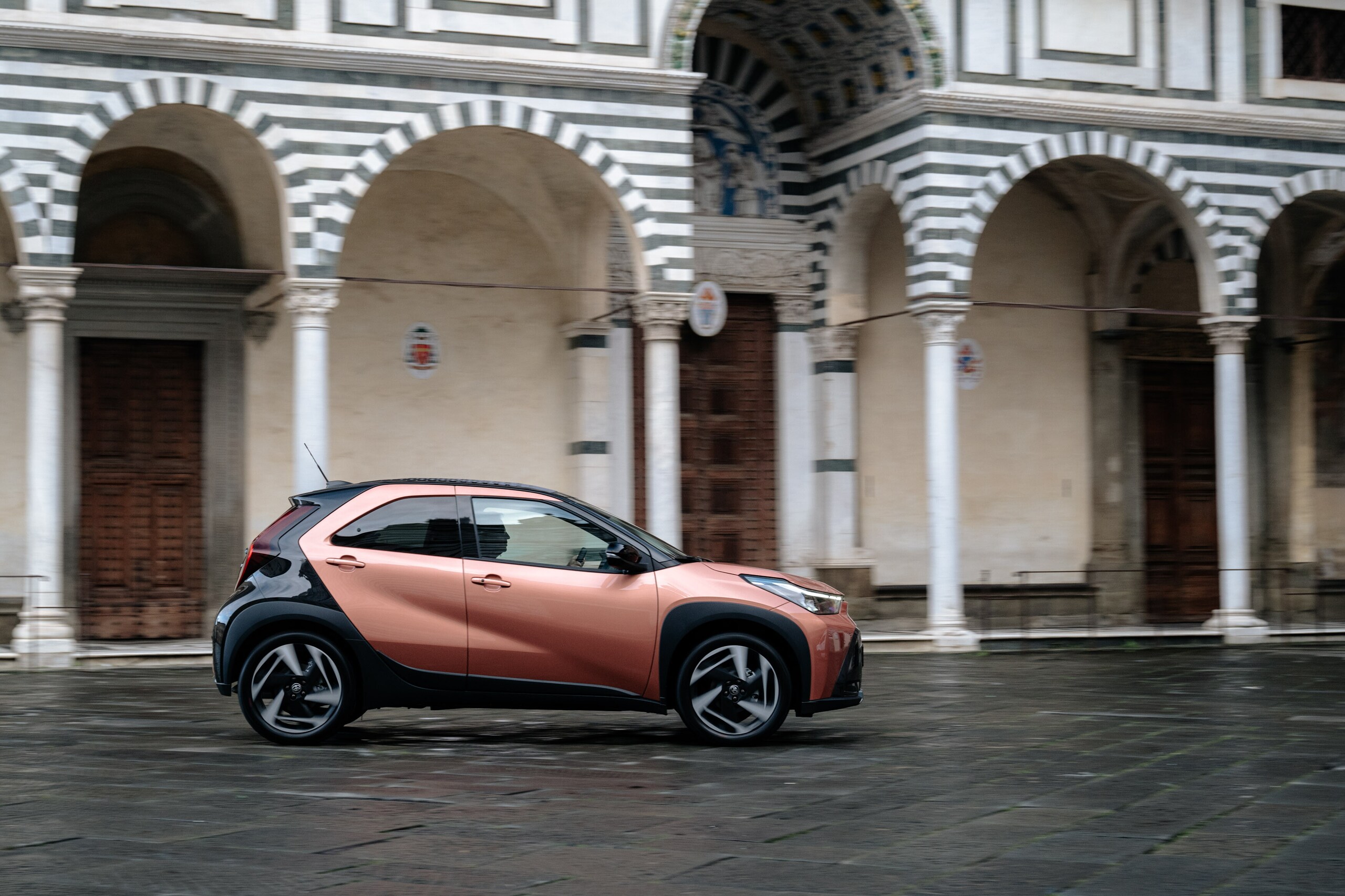 Toyota Aygo X Hybrid, la prima citycar full hybrid