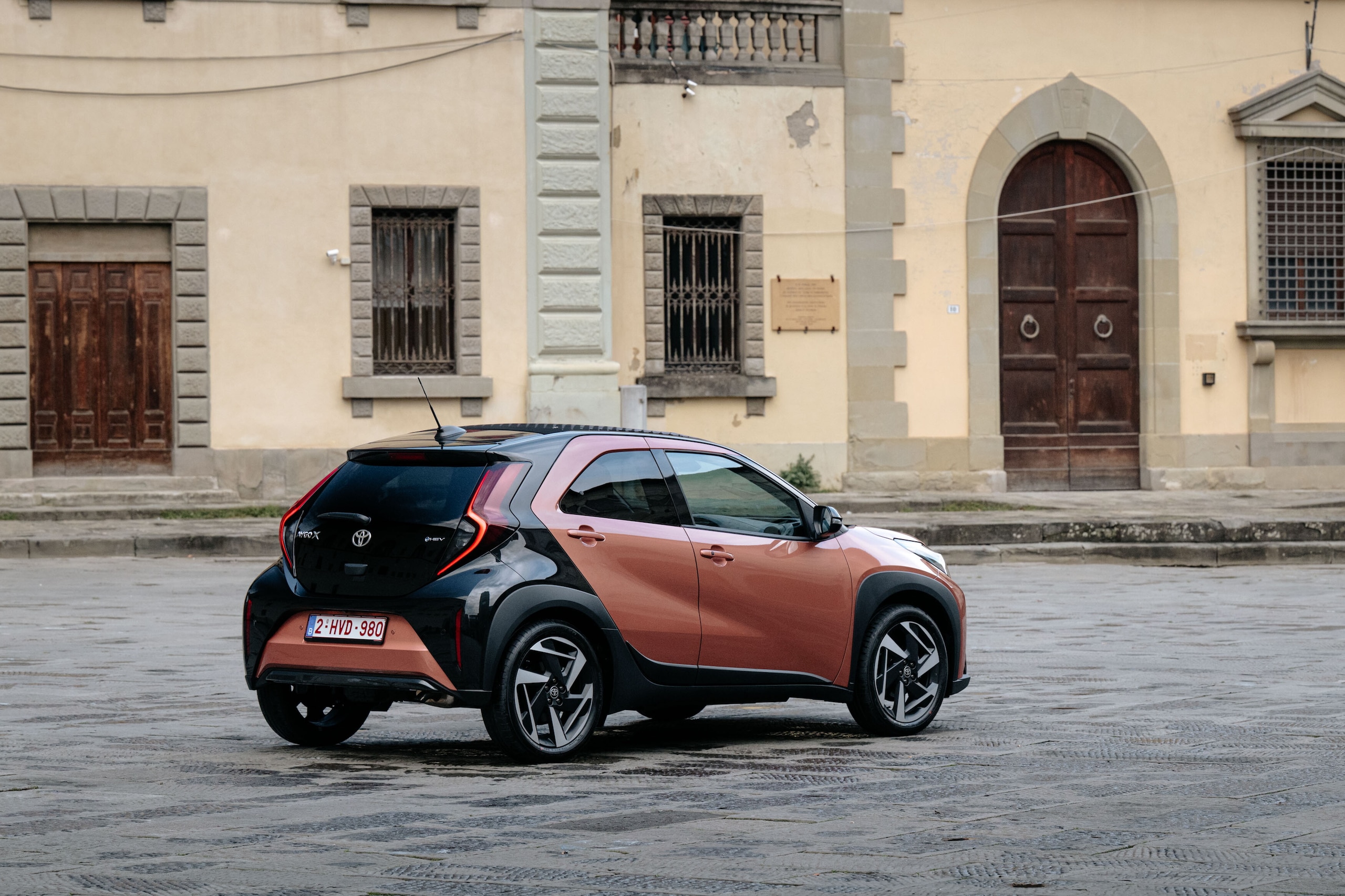 Toyota Aygo X Hybrid, la prima citycar full hybrid