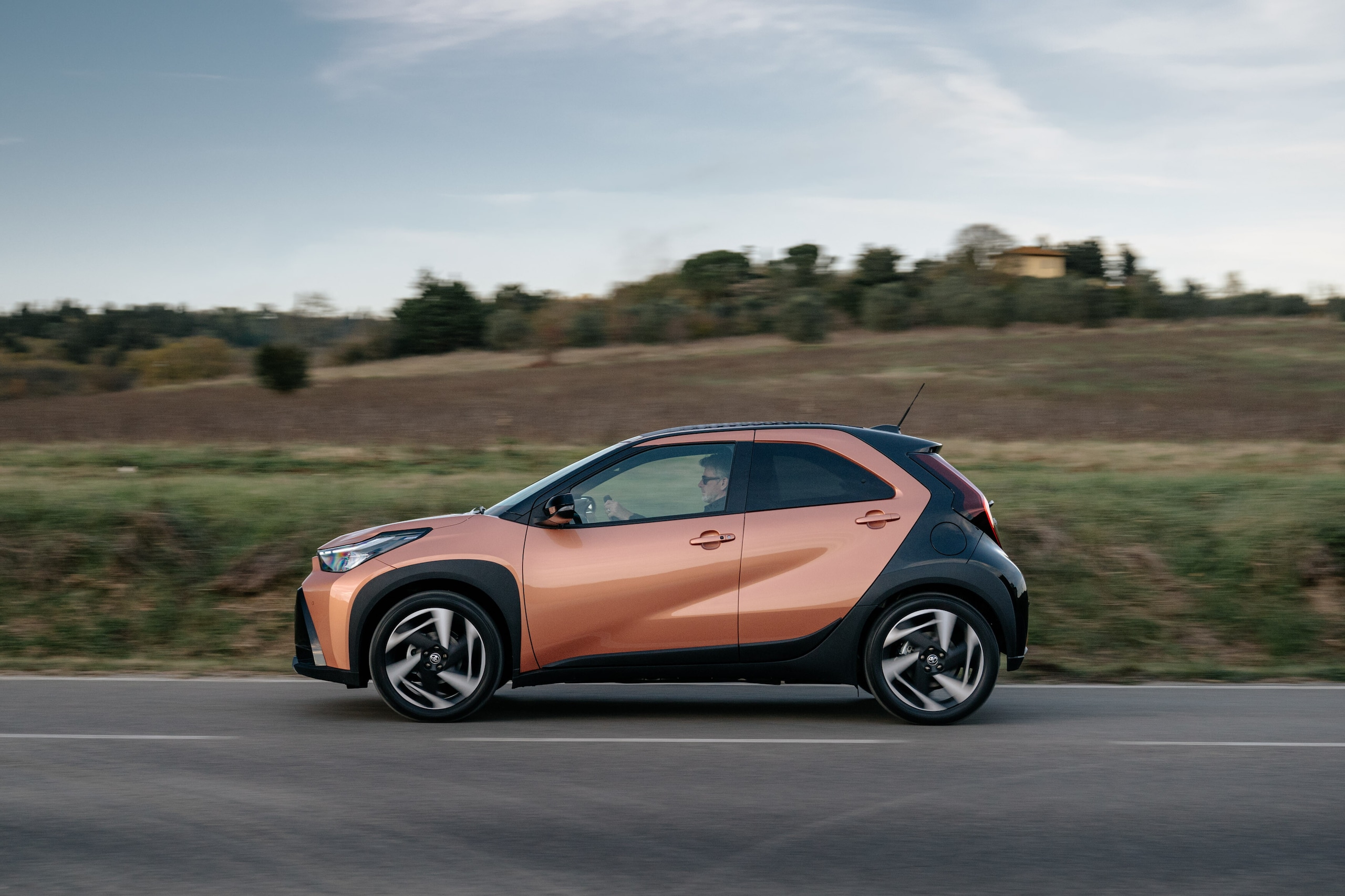 Toyota Aygo X Hybrid, la prima citycar full hybrid