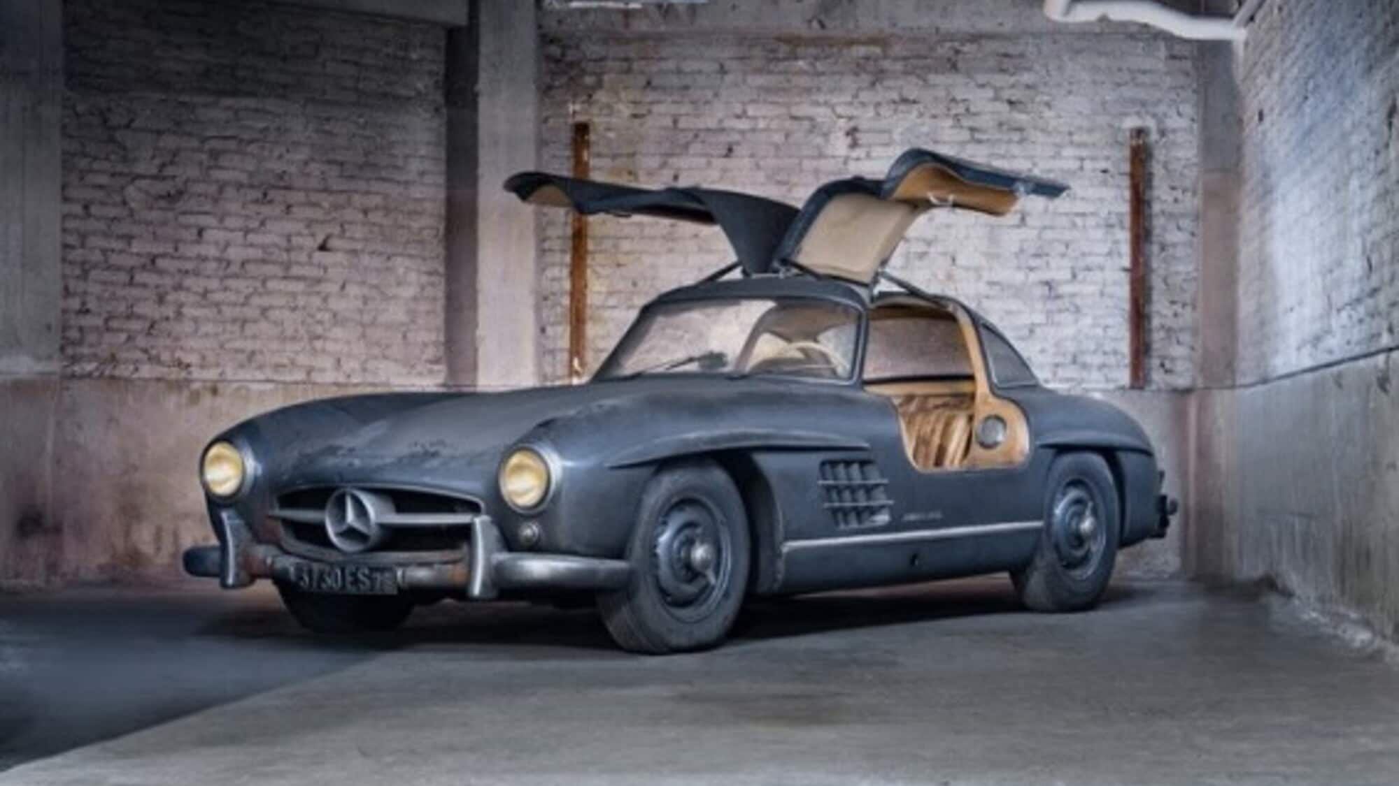 Un tesoro automobilistico riemerge a Parigi: la Mercedes-Benz 300 SL Gullwing più autentica mai vista