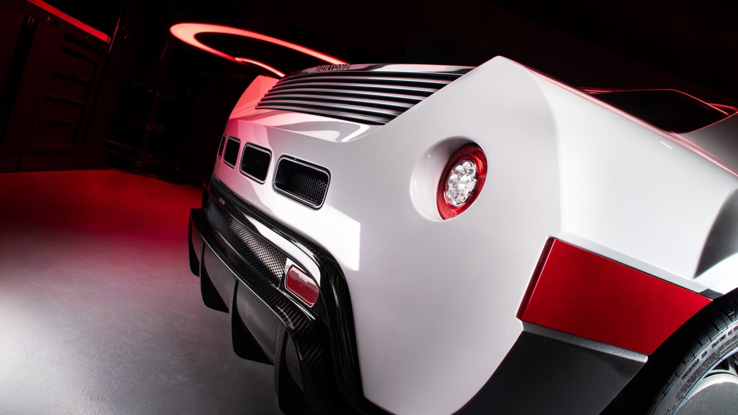 Bertone Runabout 2026, prezzo da supercar e tiratura limitatissima