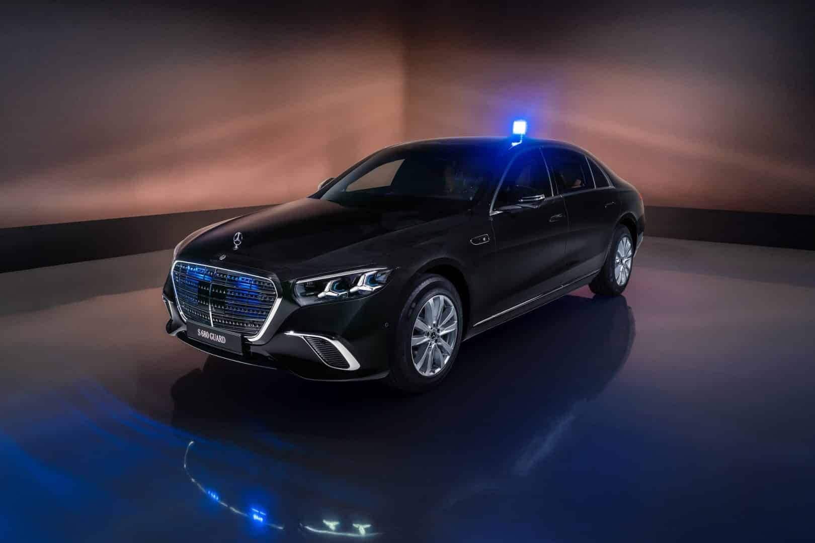 Mercedes Classe S 2026, tecnologie top e lusso V8