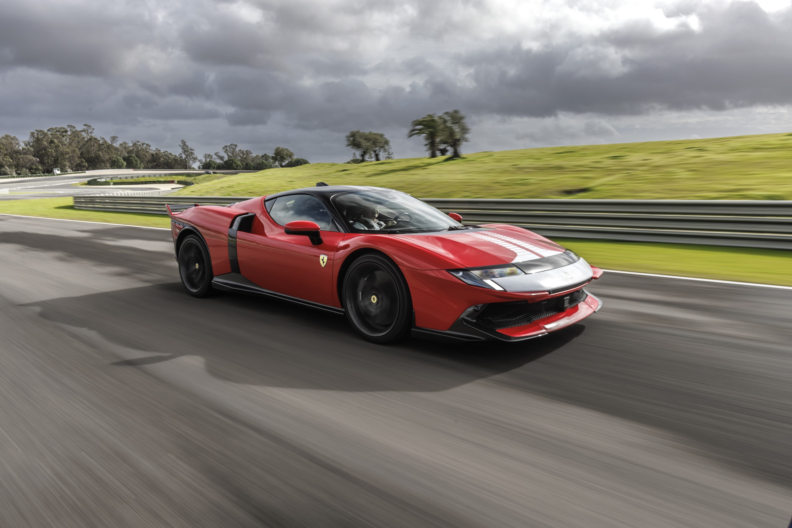 Ferrari 849 Testarossa le foto della prova