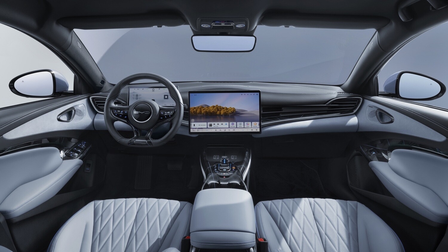 Byd Seal elettrica 2026, ecco cosa cambia